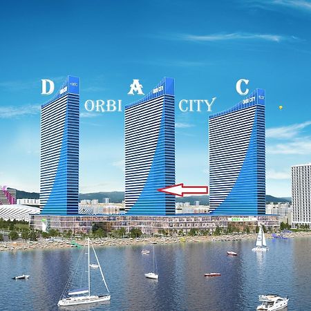 Apart-Hotel Orbi City 巴统 外观 照片