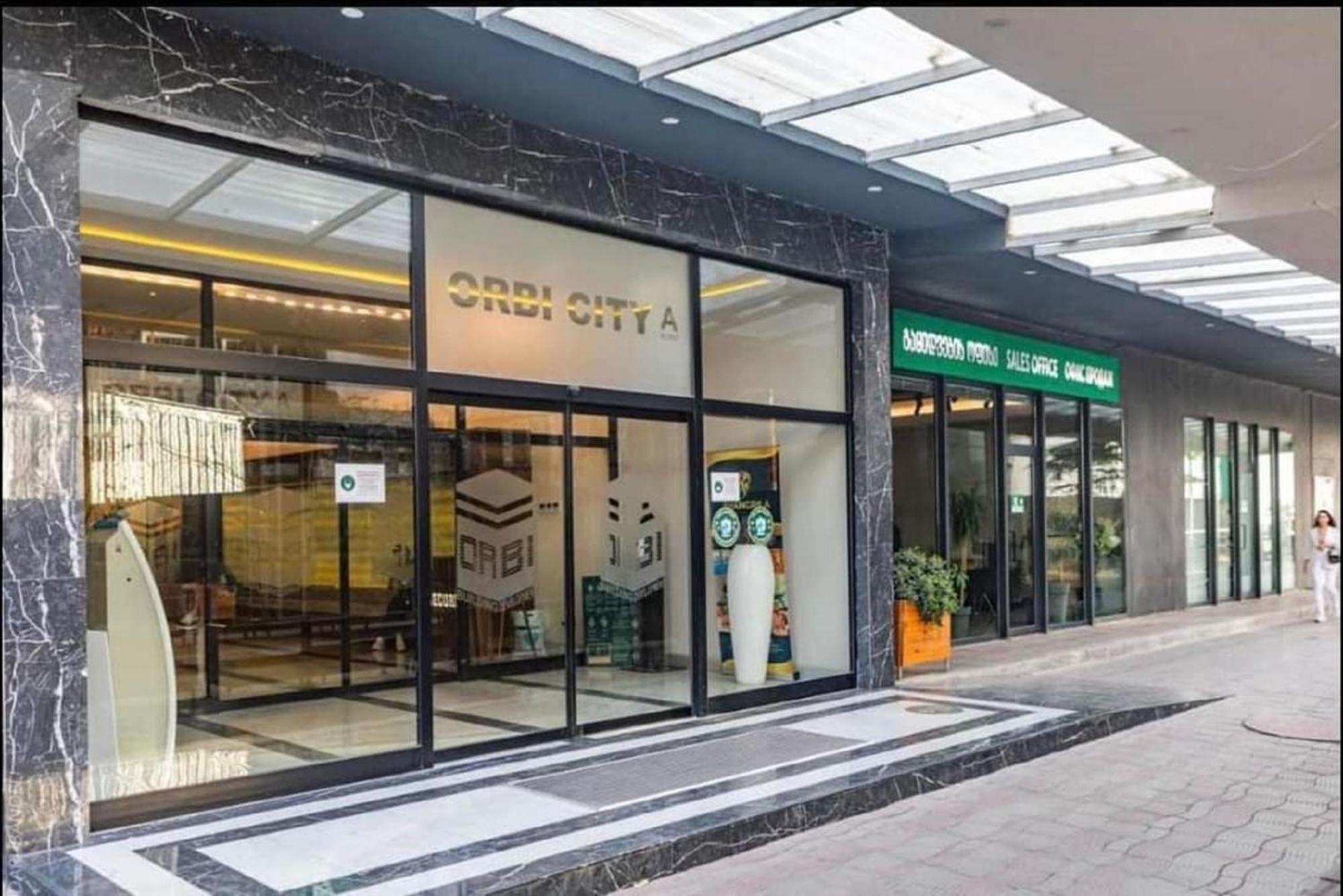 Apart-Hotel Orbi City 巴统 外观 照片